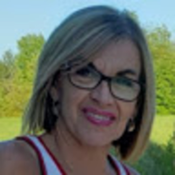 Meet your Posher, Wendy - Picture 1 of 1